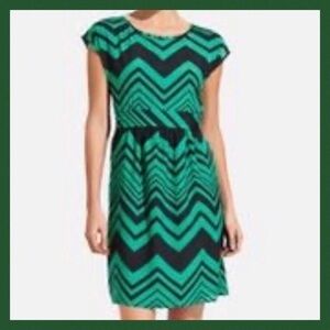 THE LIMITED Chevron Print Sash Tie Summer Work Dress